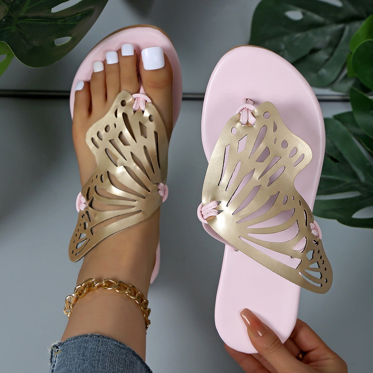 Fashion Hollow Butterfly Flip-Flops