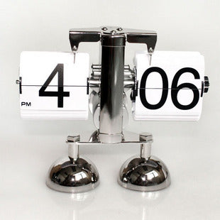 Carved automatic page retro flip clock